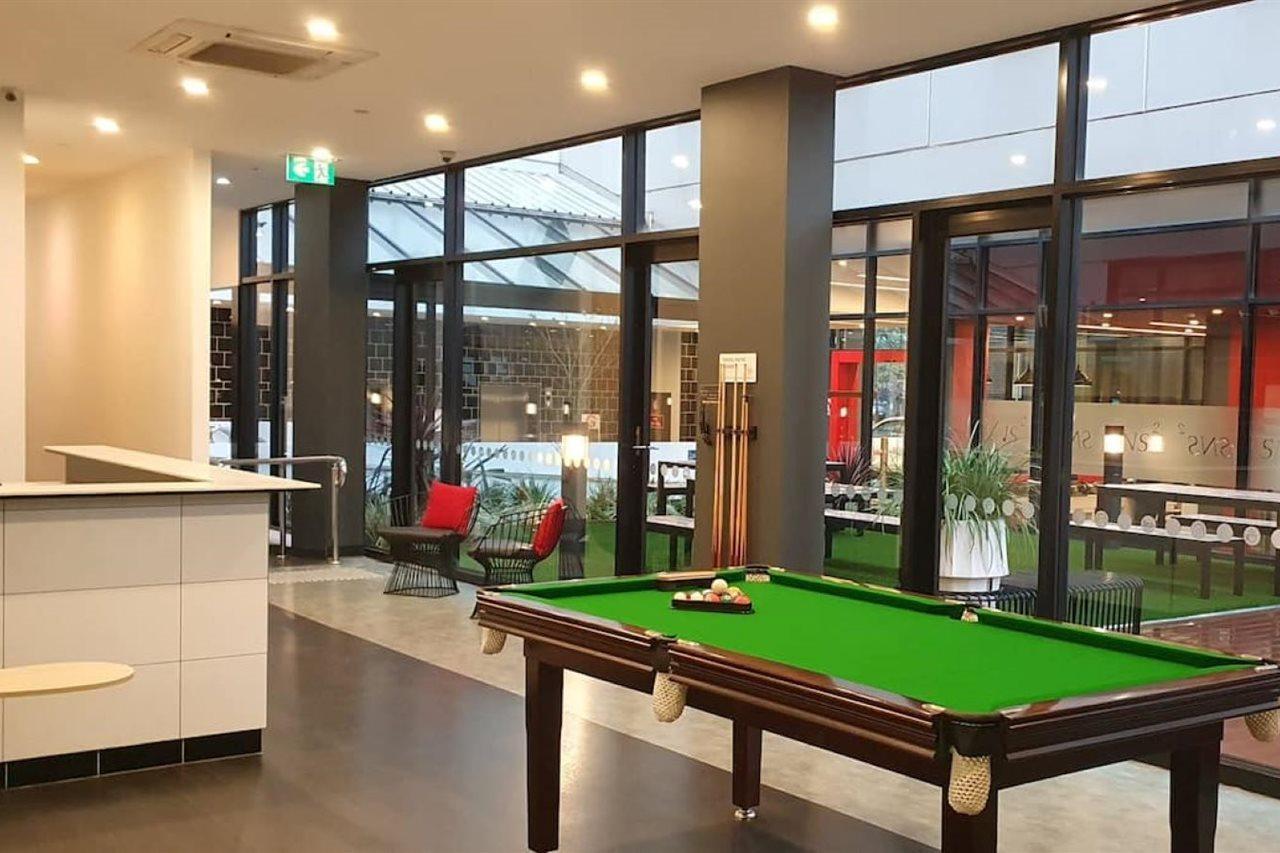 Essence Hotel Carlton Melbourne Exteriör bild